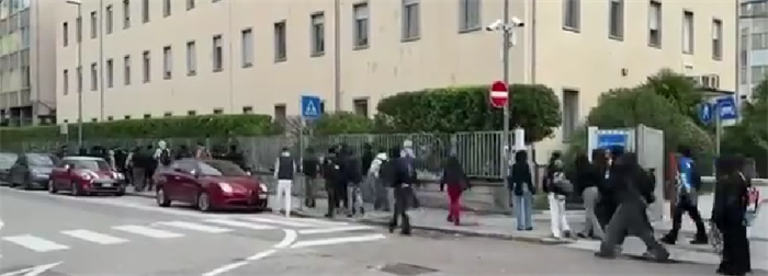 Trento: manifestazione di studenti, Maranza fanno danni