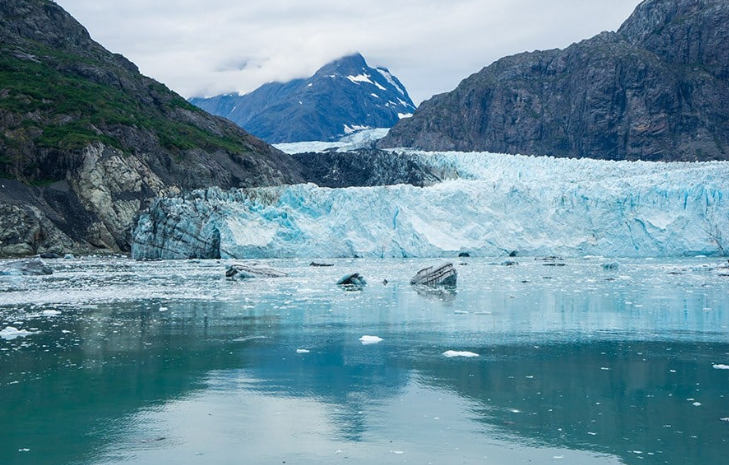 Batteri primordiali in Alaska risvegliati mangiano carbonio
