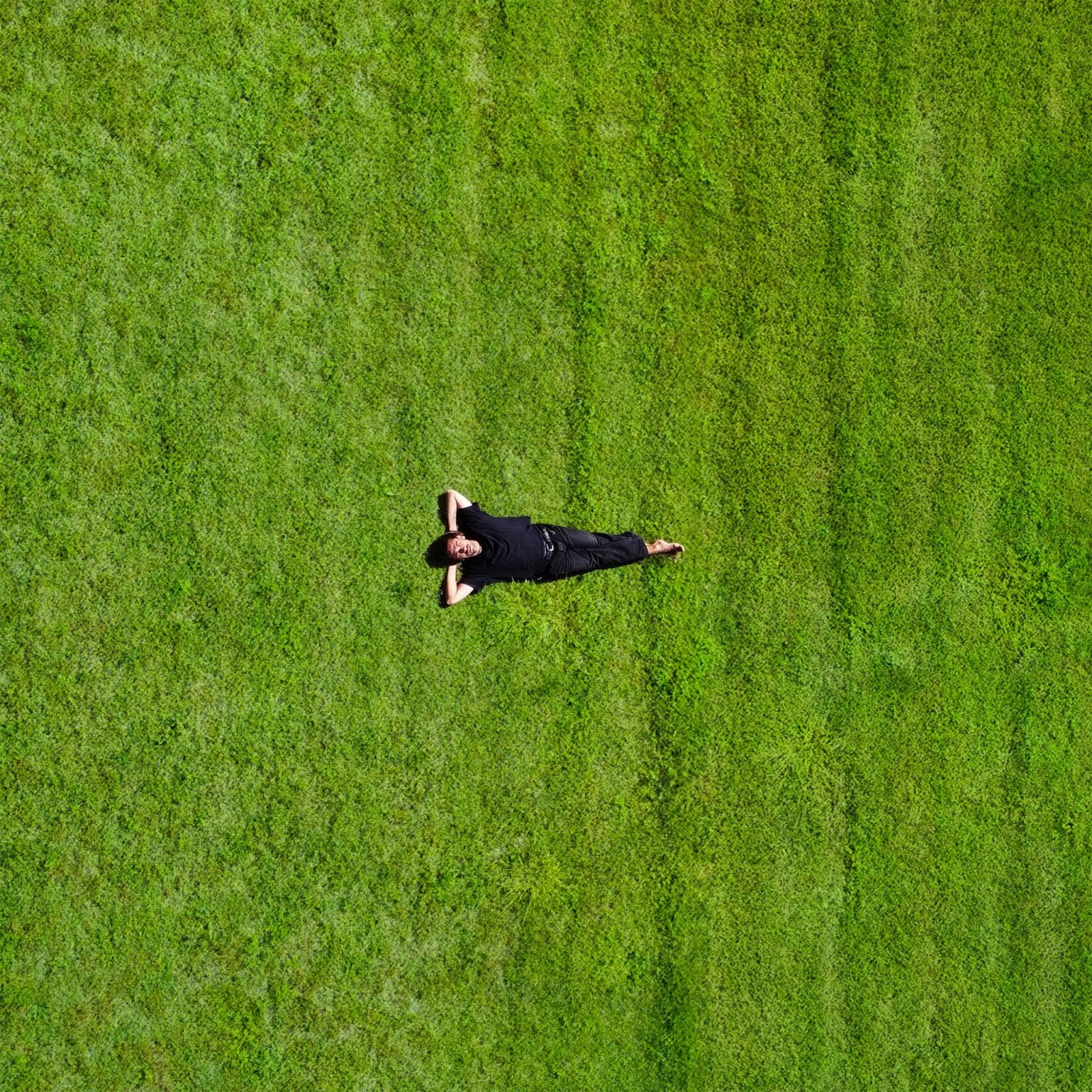 NICO AREZZO ANNUNCIA IL SUO NUOVO ALBUM “NON C’È FRETTA”