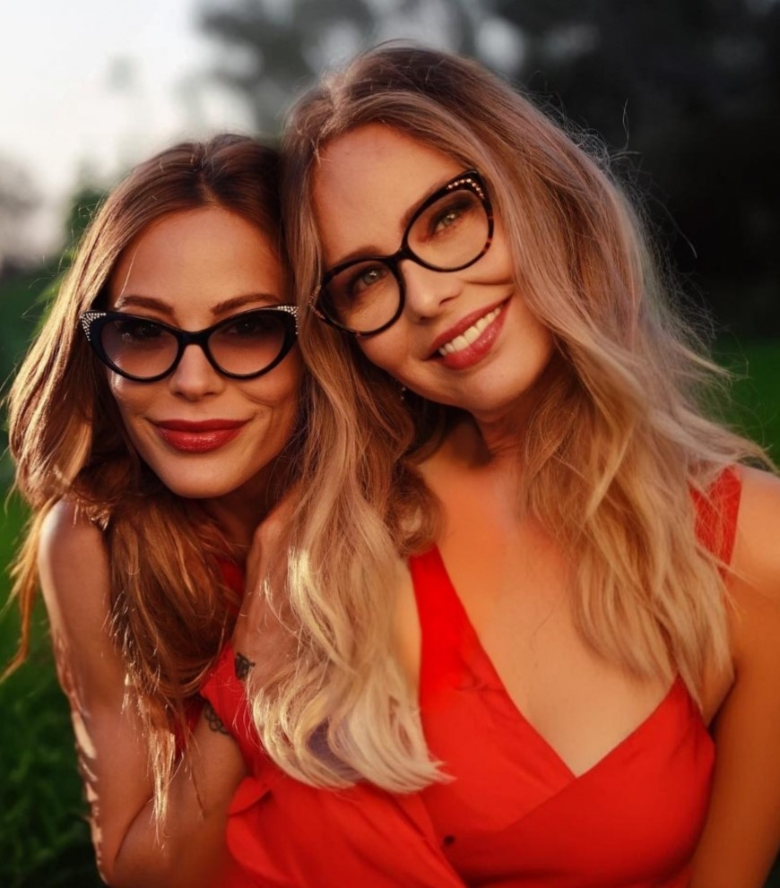 Naike Rivelli feat. Ornella Muti, L'Italiano in 5 remix