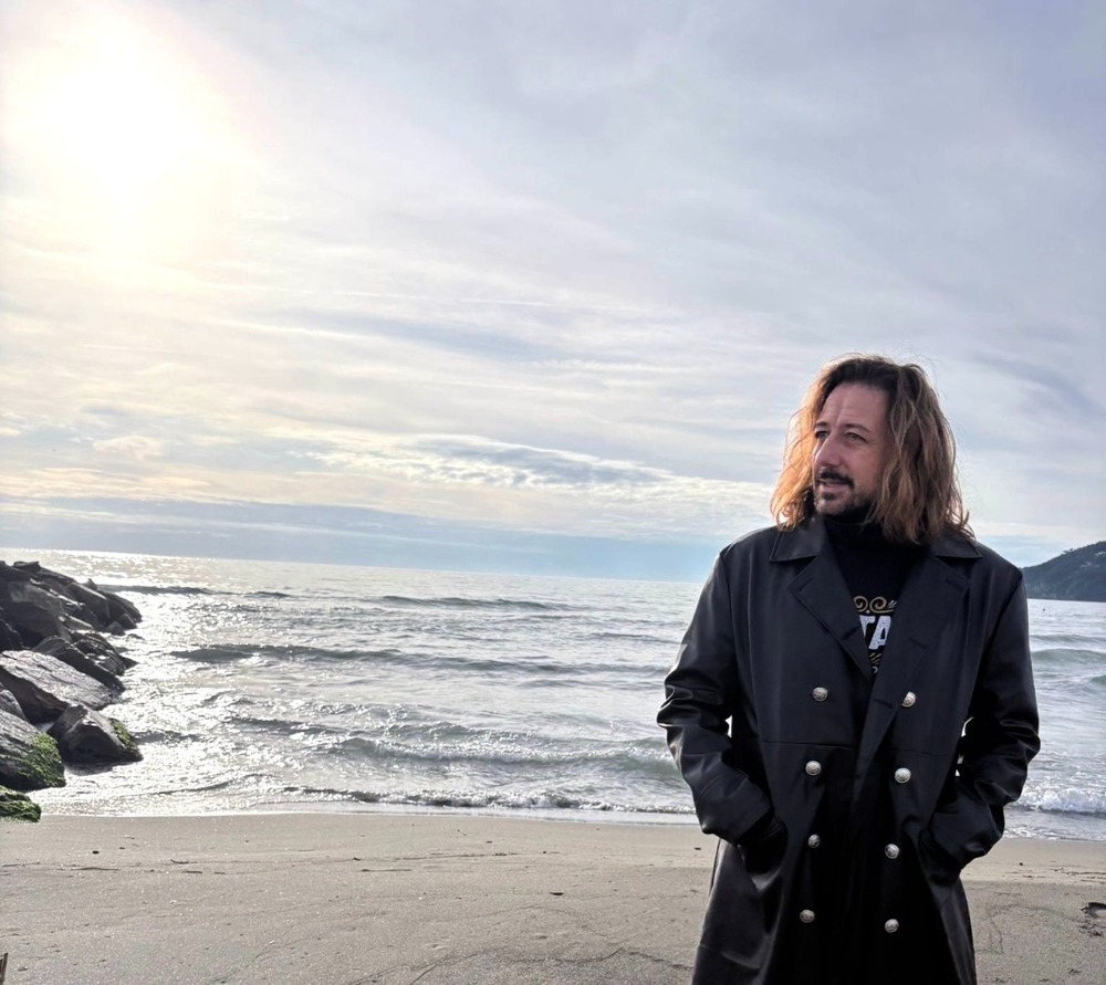 Simone Tomassini e il nuovo singolo dal 14 febbraio