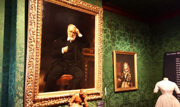 VICTOR HUGO VISSE A pIAZZA DEI vOSGI