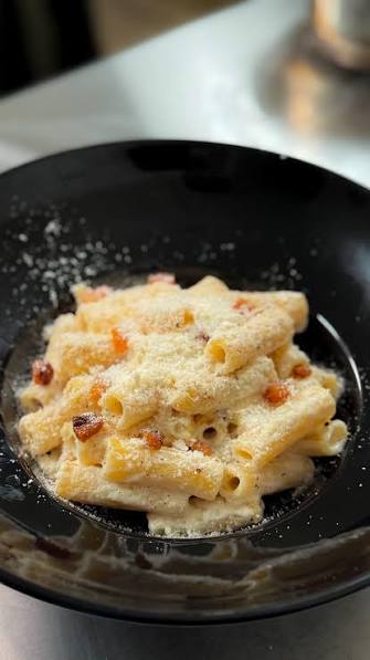pasta con la panna semplice e cremosa