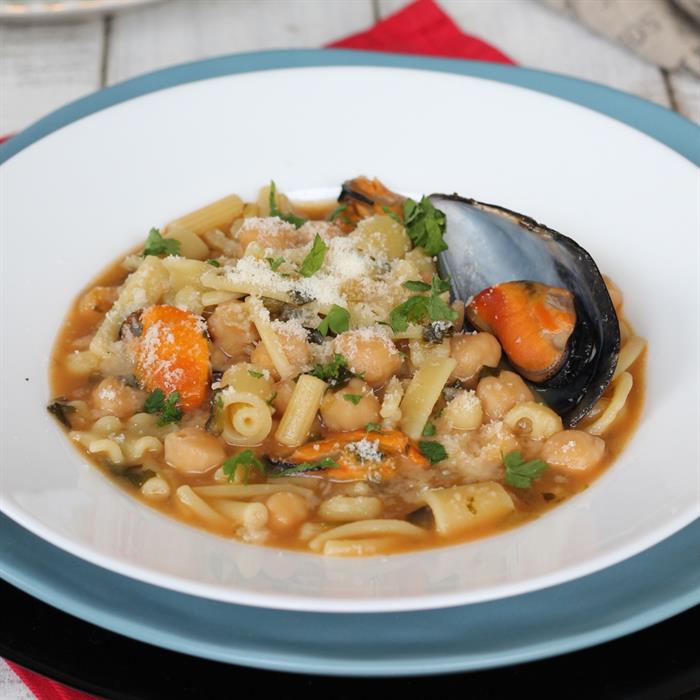 pasta e ceci con le cozze