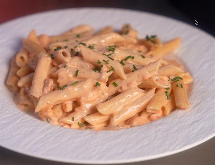 Pasta panna e salmone