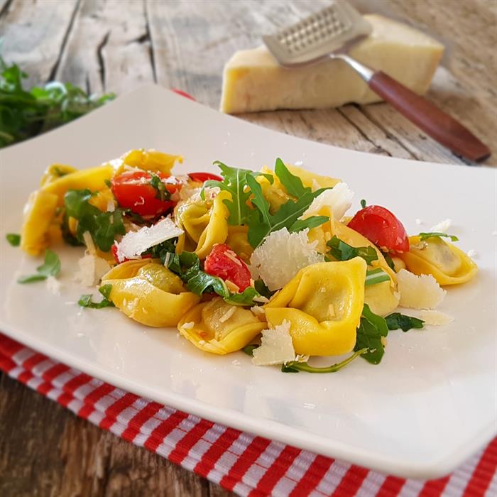Tortellini freddi classici (4 persone)