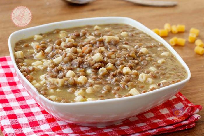 Zuppa di lenticchie con pasta e Sottiletta