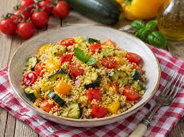 Cous cous estivo con verdure grigliate, ceci e menta