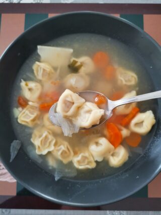Tortellini in brodo di pollo