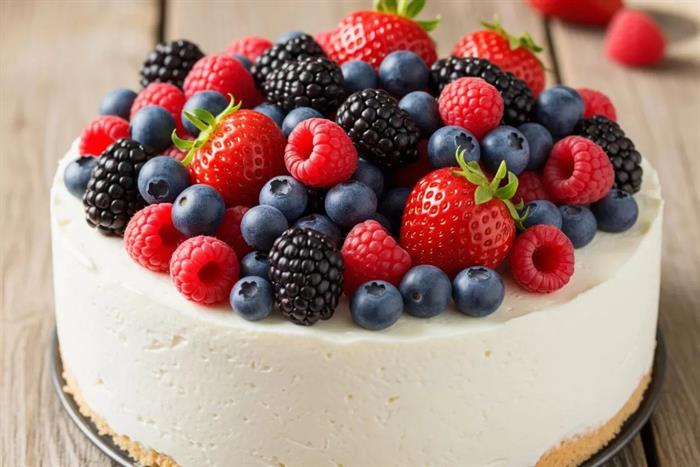 Torta Fredda allo Yogurt e Frutta Fresca
