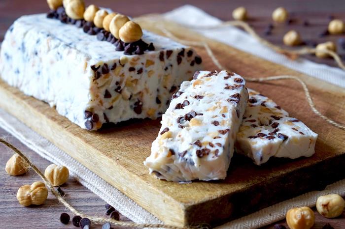 Semifreddo al cioccolato e nocciole