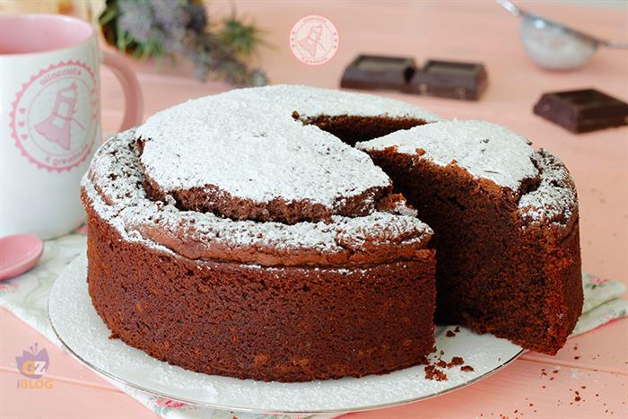 torta al cioccolato soffice