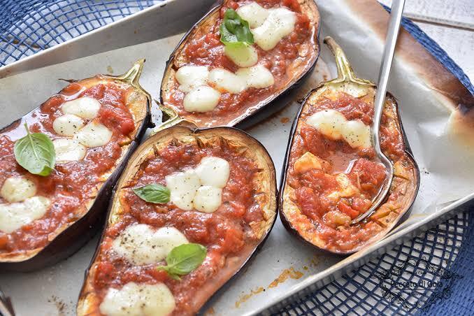 Melanzane al forno con pomodoro e mozzarella