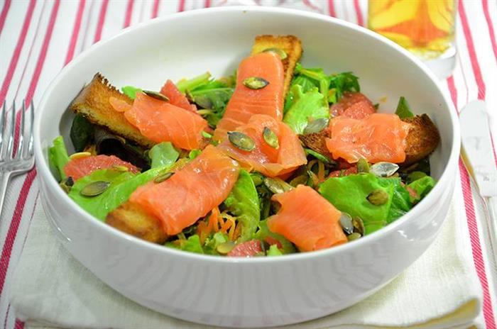 L’insalatona con salmone
