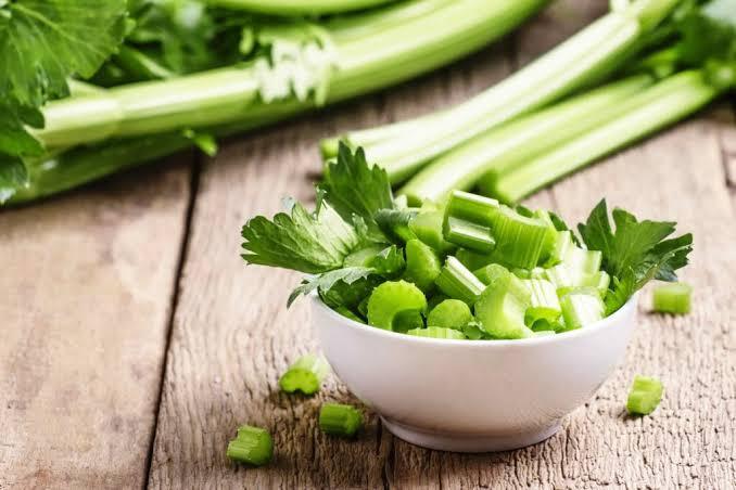 Il sedano: un ortaggio prezioso per la salute e la cucina