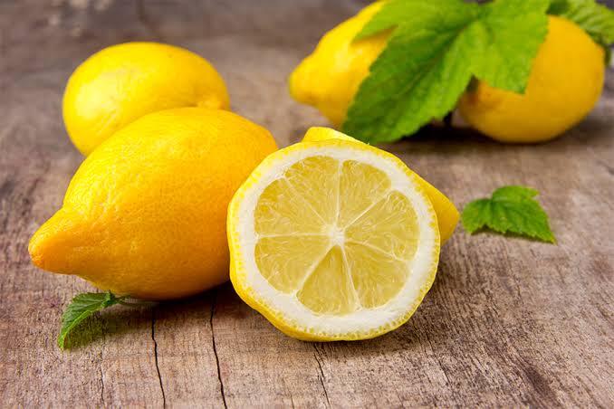 Il limone: un frutto ricco di gusto e proprietà