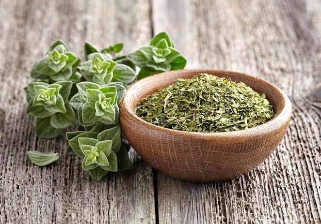 L’origano: la profumata erba aromatica della cucina