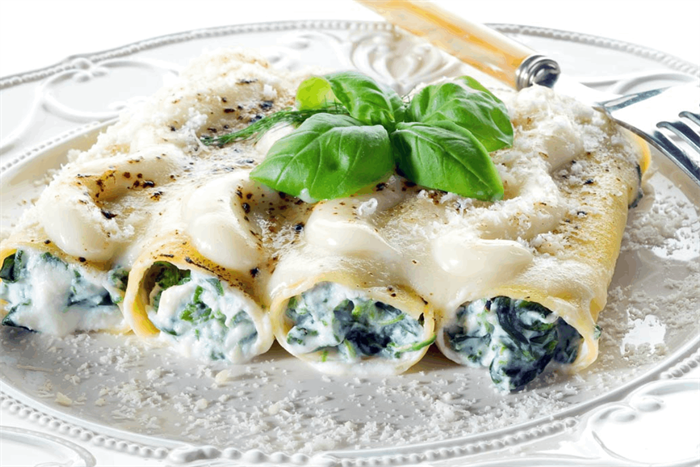 Cannelloni ricotta, spinaci e besciamella