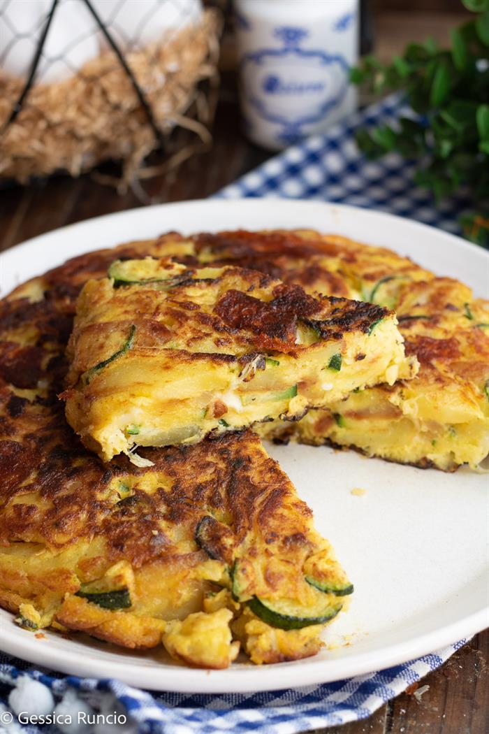 Frittata fredda al forno con patate, zucchine e parmigiano