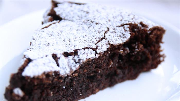 Torta al cioccolato fondente morbida
