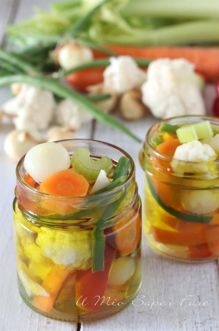 Giardiniera sott’aceto